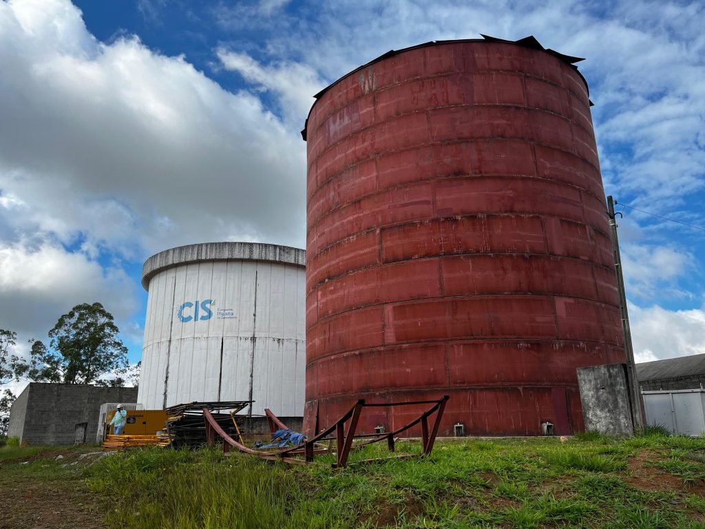 ÚLTIMA ETAPA DA CONSTRUÇÃO DO RESERVATÓRIO NO PARQUE DAS INDÚSTRIAS COM CAPACIDADE PARA 2 MILHÕES DE LITROS